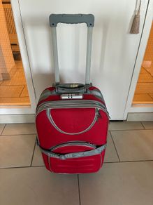 10k Suitcase.