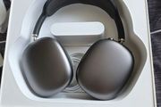 Airpods Max Space Grey MINT condition. Hardly ever used