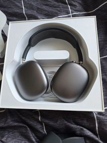 Airpods Max Space Grey MINT condition. Hardly ever used