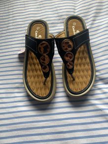 Ladies sandals