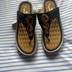 Ladies sandals