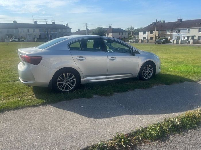 Toyota Avensis 2016