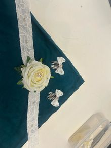 corsage