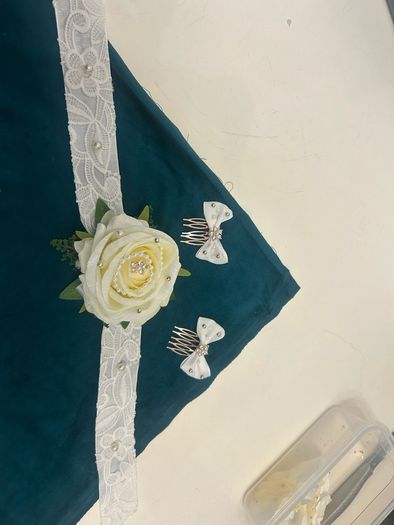 corsage