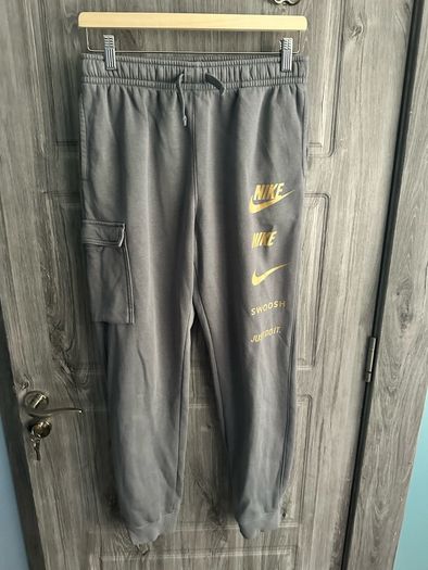 Nike Swoosh Tracksuit - XL Boys