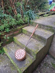Antique copper bed warmer possible to post
