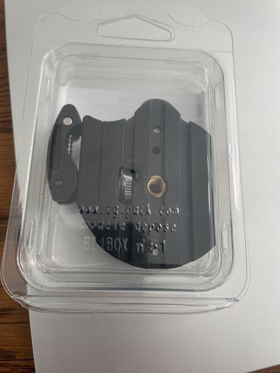 Arca-Swiss Quickset FlipLock Device with 1/4"-20 and 3/8"-16 Thread (60mm)