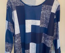 Women's Geometric Patchwork Print T- Shirt BNWOT Size XXL UK 16