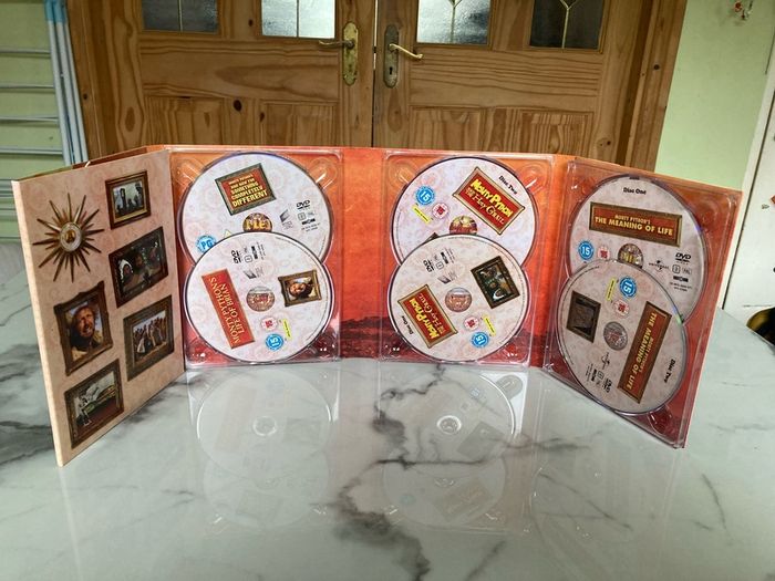 Monty Python - The Movies/6 Disc Box Set/DVD/2006