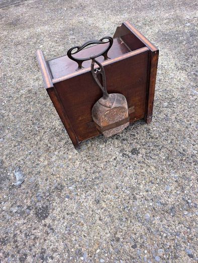 Edwardian mahogany coal scuttle
