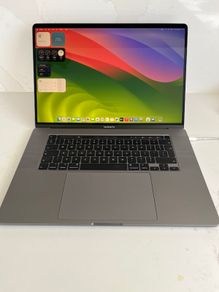 Apple Macbook Pro i7 16"