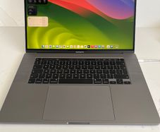 Apple Macbook Pro i7 16"