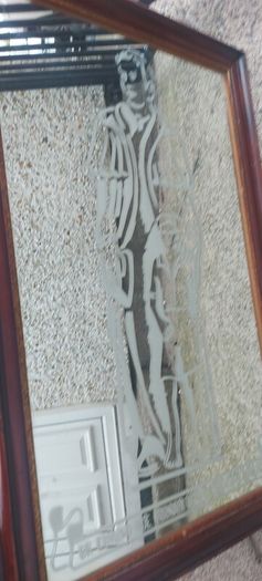 Dr Edmund Rice founder of the Christian brothers etched mirror,came from a old school,hard to come by ,heavy,lovely display,a piece of irish history,,hard to come by, buyer collects,sold as seen ,sorry pics not more clearer,I gave wood a light polish.