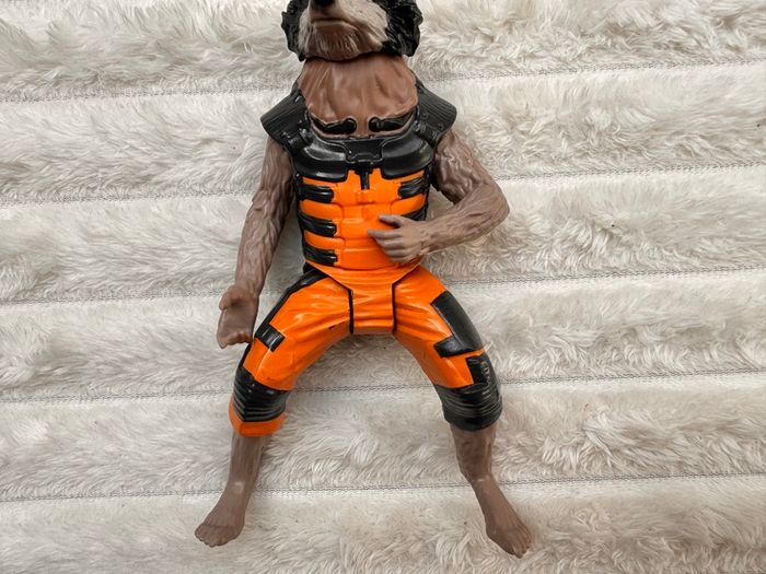 2014 Hasbro Marvel Rocket Racoon Guardians Of The Galaxy Figure Only No Tail approx. 15 cm. Used Please see photos