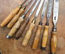 8 chisels