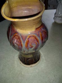 Lovely Kilkenny pottery vase hand painted