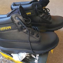work shoes 47