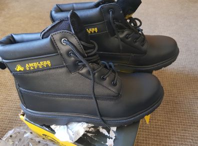 work shoes 47