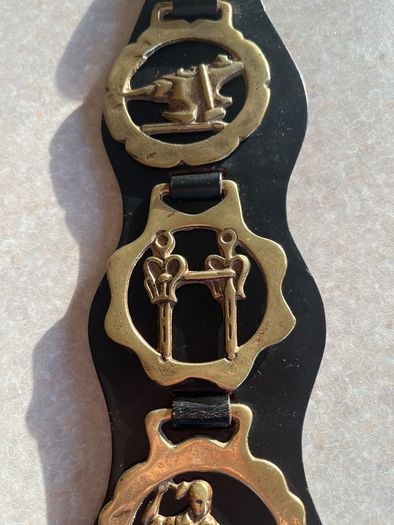 Vintage Collectable Horse Brass leather strap
