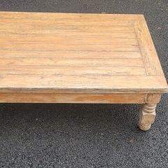 Oak wood coffee table