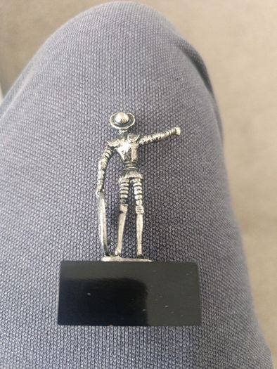 figurine