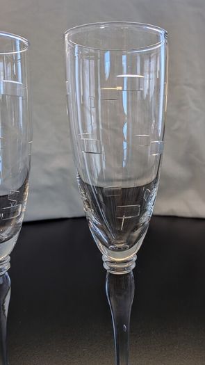 Pair Tall Etched Champagne Flutes Geometric Glass Toasting Glasses 25cm