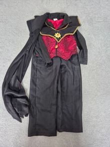 Halloween boys 5-6