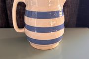 Carrigaline pottery jug