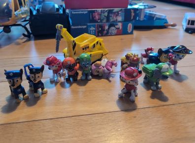 Paw Patrol figures
