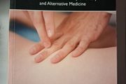 Hands On / Basic Clinical Skills for Students &amp; Practitioners of Complementary &amp; Alternative Medicine / Nic Rowley / 2018