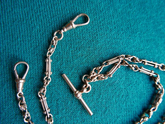 Victorian  heavy real 9 Carat Gold Albert or Necklace Chain with T-Bar length 20" - 24,3g