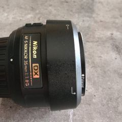 Nikon AF-S 35mm DX VR Nikkor 1:1.8G lens.
