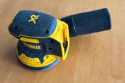 DeWalt DCW210 18V power sander