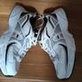 boy's light shoes. UK1 Image 3