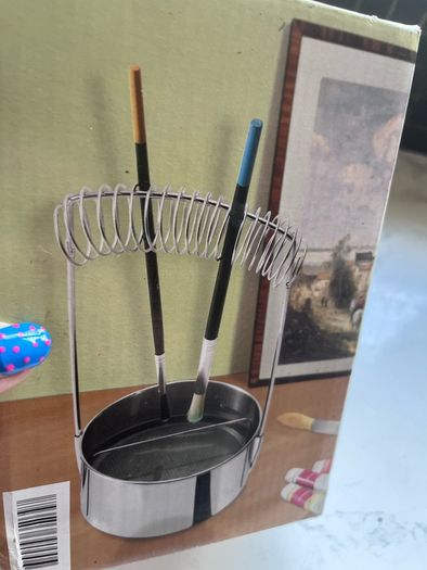 Paint brushe holder