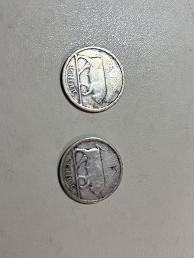 Pair 1928 Eire Free State 1 shilling
