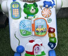 Leap Frog Activity Walker Scout and Friends