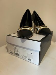 Nine West shoes, size 5