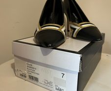 Nine West shoes, size 5
