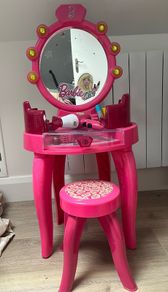 Barbie dressing table