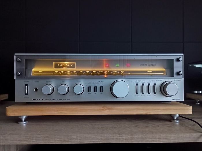 Onkyo Tx-2000
