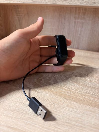 Samsung Galaxy Fit2 Black With Charger
