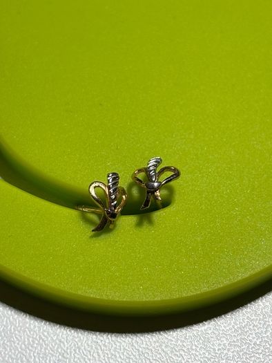 Small 9ct Gold Bow Earrings