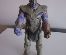 Marvel Avengers Endgame Warrior Thanos Figure
