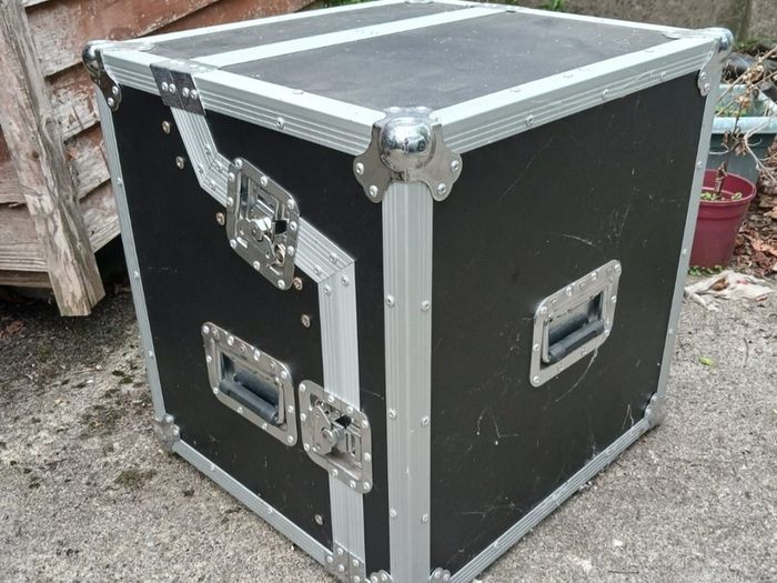 Flight case - 50cm x 50cm x 45cm