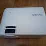 Yaber mini projector V2 with portable screen Image 5