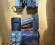 Dyson Dyson V6 (DC56) Handheld Hoover - New battery required