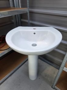 bathroom furniture