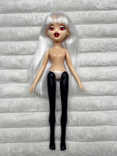 MGA Entertainment Bratzillaz Glam Gets Wicked Jade J'Adore Nude Doll Used Please see photos