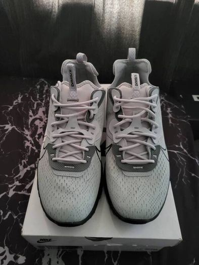 nike mens shoes size 9 and half